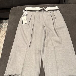 Aritzia Effortless bureau Women's Pants